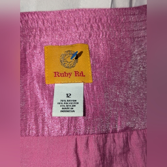 Ruby‎ Rd. Pink Metallic Jacket - Picture 6 of 9